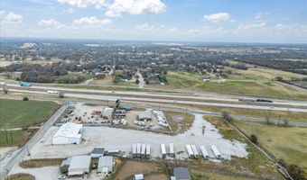 707 S Wickham St, Alvord, TX 76225
