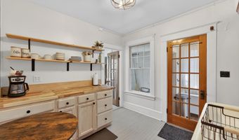 92 Pinewood Ave, Bethlehem, NH 03574
