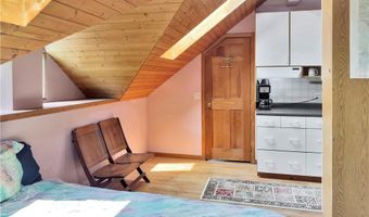 223 Ten Rod Rd, Exeter, RI 02822