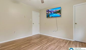 1842 Glacier Dr, Tunkhannock, PA 18610