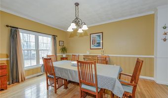 394 Westmoreland Ln, North Kingstown, RI 02852