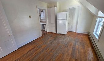 31 Granite St, Barre, VT 05641