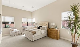 39 CRANBERRY COVE Ct, Las Vegas, NV 89135