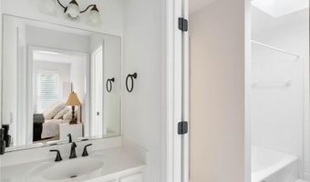 790 Thornberry Dr, Alpharetta, GA 30022