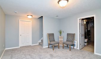 10411 Redbud Dr, Aurora, OH 44202