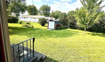 1227 E Linden St, Algona, IA 50511