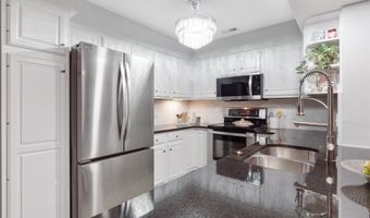 301 SE Delaware Ave 303, Ankeny, IA 50021