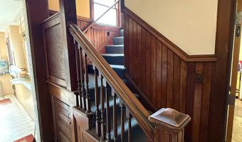 126 Elm St, Bennington, VT 05201