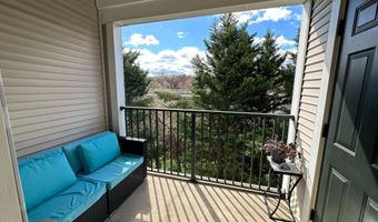 4870 EISENHOWER Ave 407, Alexandria, VA 22304