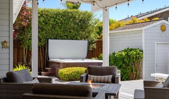 129 Santa Cruz Ave, Aptos, CA 95003