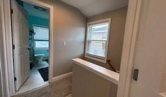 6 Arnold St, Jamestown, RI 02835