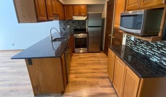 6 Davos Dr 8, Alloway, NJ 07462