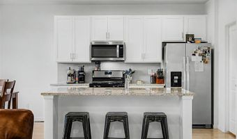 121 S Vandriver Way, Aurora, CO 80018
