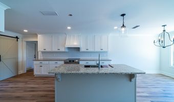725 Waterford Way, Ashford, AL 36312