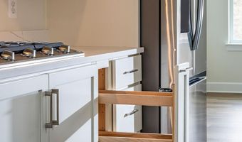 23630 WINTERDAY Dr, Ashburn, VA 20148