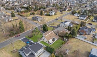 153 S Bayview Ave, Amityville, NY 11701
