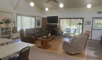 801 BROOKHAVEN Dr A, Brookings, OR 97415