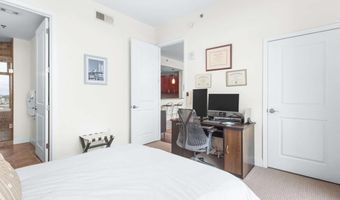 270 17th 1413, Atlanta, GA 30363