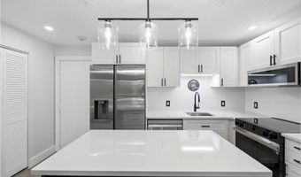1190 Charles St 23, North Providence, RI 02904