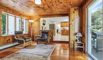 81 Alcott St, Acton, MA 01720