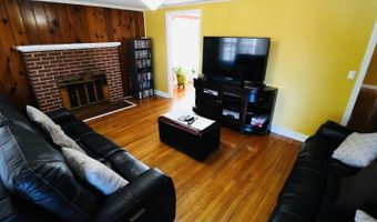 58 William St, Andover, NJ 07801