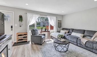 14 N Coe Ln, Ansonia, CT 06401