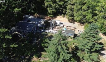 17301 Canyon Dr, Brookings, OR 97415