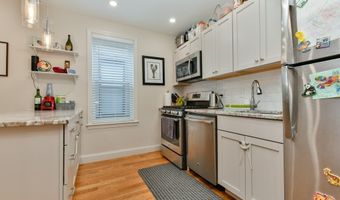 230 Saratoga St 3, Boston, MA 02128