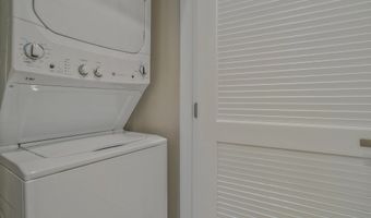 7811 SUTTER Ln, Annandale, VA 22003