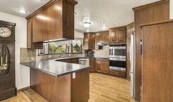 2609 Lakeview Dr, American Falls, ID 83221