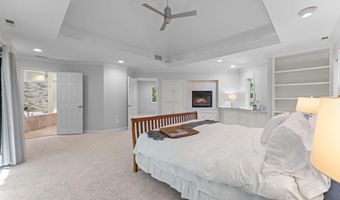 6829 LITTLE RIVER Tpke, Annandale, VA 22003