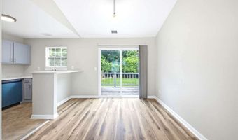 5612 Pine Gate Dr, Atlanta, GA 30349