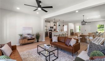 1104 Berkeley St, College Station, TX 77840