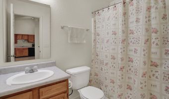 7166 Long Shore Cir, Indianapolis, IN 46217