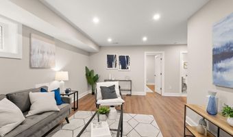 5709 5TH St S, Arlington, VA 22204