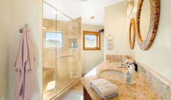 1950 BEACH LOOP Dr SW, Bandon, OR 97411