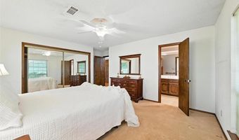 7220 Tucker Dr, Weatherford, TX 76085