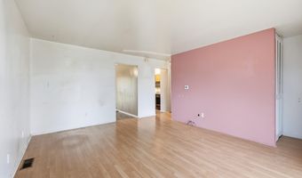 706 Carlin Dr, Angola, IN 46703