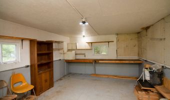93 Lyall Hill Dr, Alderson, WV 24910