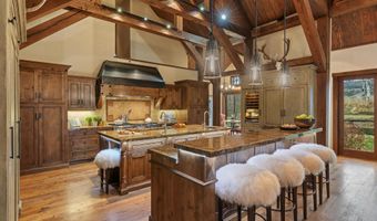 2815 N BLACK SHEEP FARM Rd, Alta, WY 83414