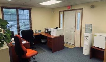 33 College Hill Rd 10, Warwick, RI 02886