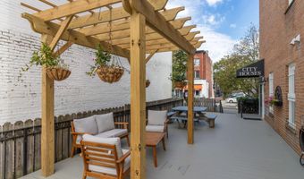 1801 T St NW 10, Washington, DC 20009