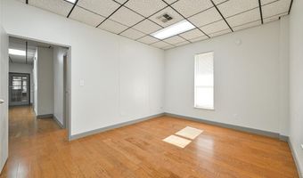 7012 NW 63rd St, Bethany, OK 73008