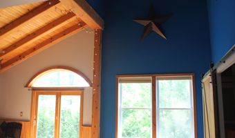 100 Ledge Ln, Bristol, VT 05443