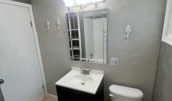 412 Rockingham Ave, Alma, MI 48801