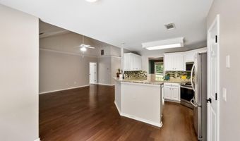 210 Lexington Cir, Athens, GA 30605