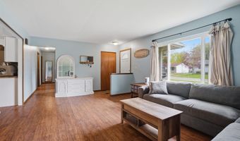 1032 Summer St, Algonac, MI 48001