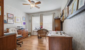 816 BOATSWAIN Way, Annapolis, MD 21401