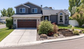 2071 Russell Dr, Elko, NV 89801