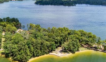 88 Heritage Pt S, Alexander City, AL 35010